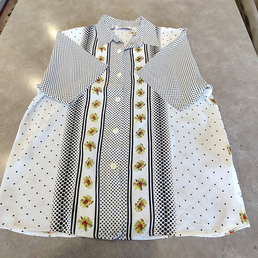 ECCO Women's Button Down Floral/Polka Dot Short Sleeves Blouse Multi-Colors Med